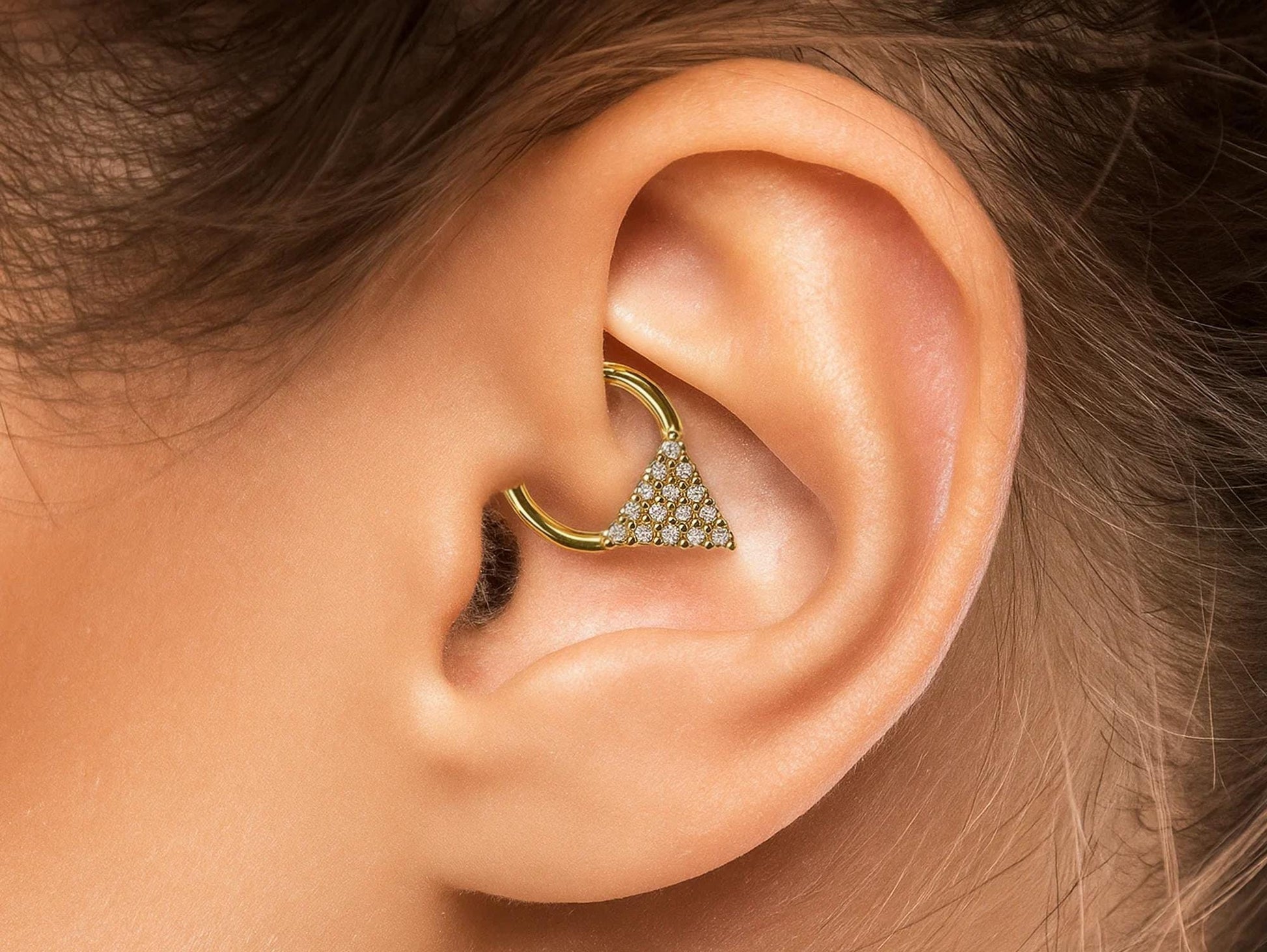 14K Gold 16G Triangular Daith Ring, Nose Septum, Conch, Helix hoop Body Jewellery Piercing with Prong Set Gem Crystals - Diameter size 8mm