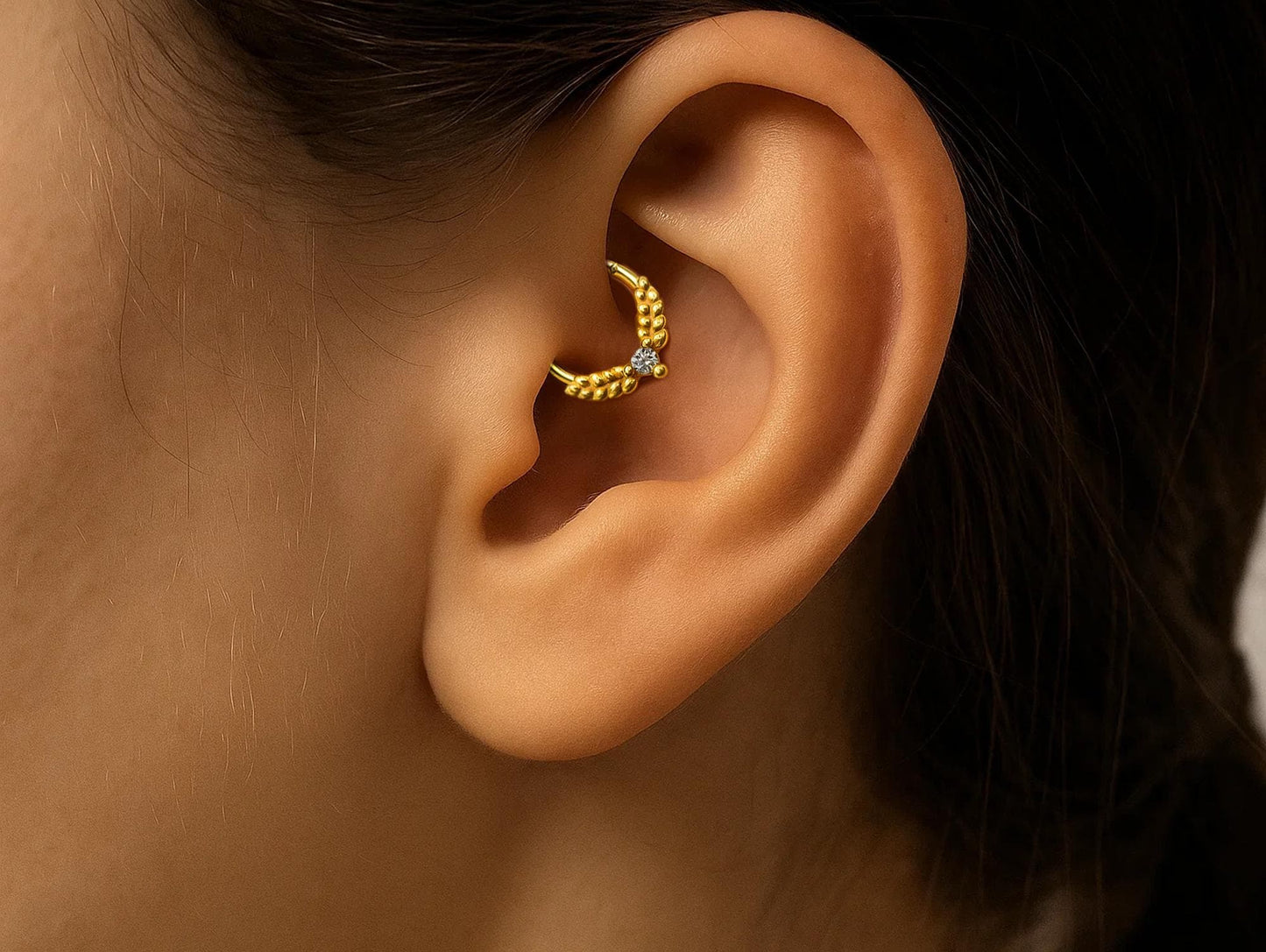 14K Gold 16G Olive Leaves Septum Clicker Ring, Daith Hoops, Helix Body Jewellery Segment Hinged Ring with Gem Crystal - Diameter size 8mm